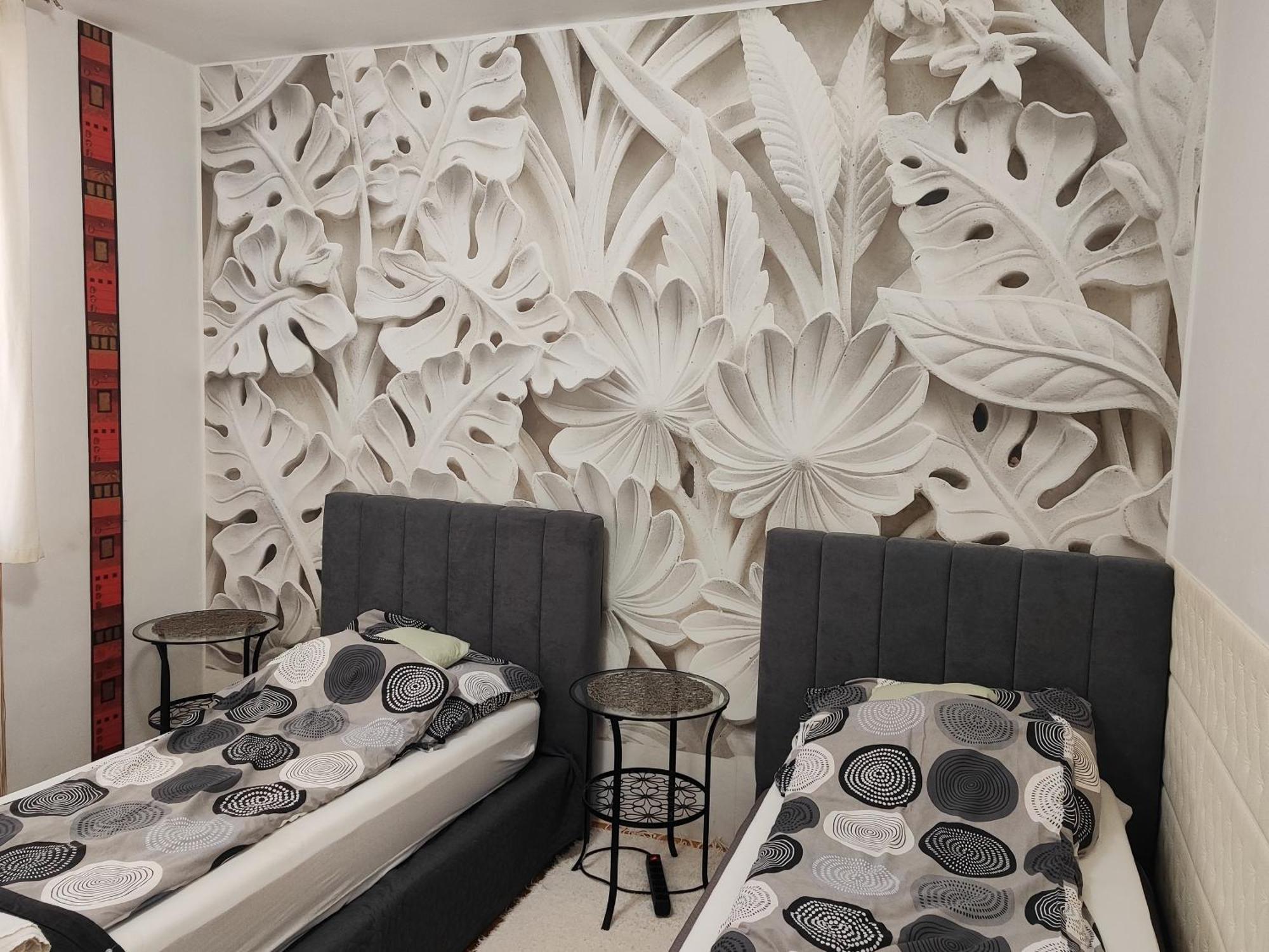Heni Apartman Nagykanizsa Buitenkant foto