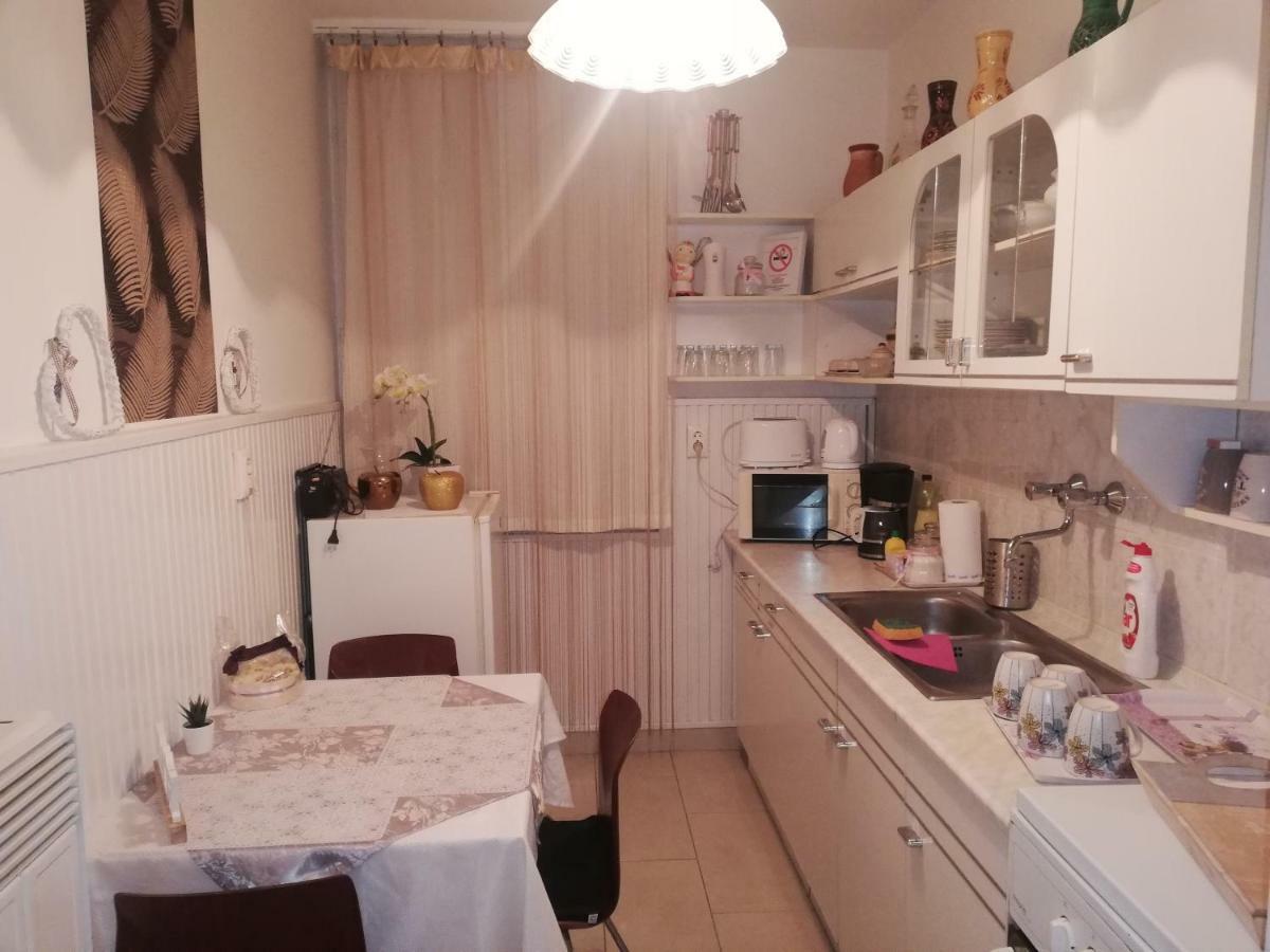 Heni Apartman Nagykanizsa Buitenkant foto